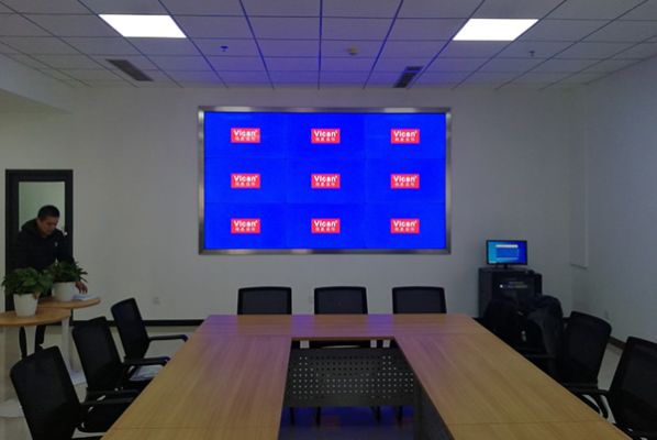 濰坊聯(lián)通分公司-無(wú)縫液晶拼接屏