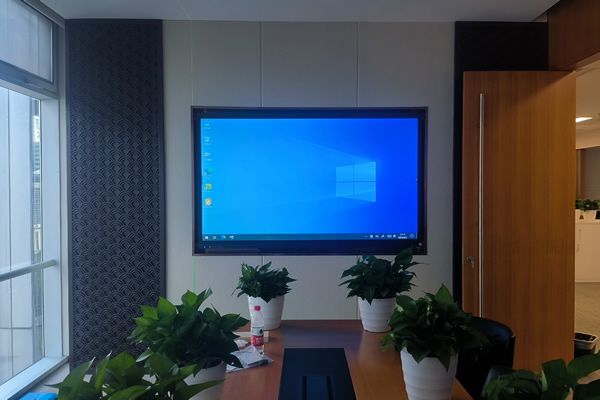 可以觸摸的顯示大屏有哪些，使用哪種觸摸顯示屏好