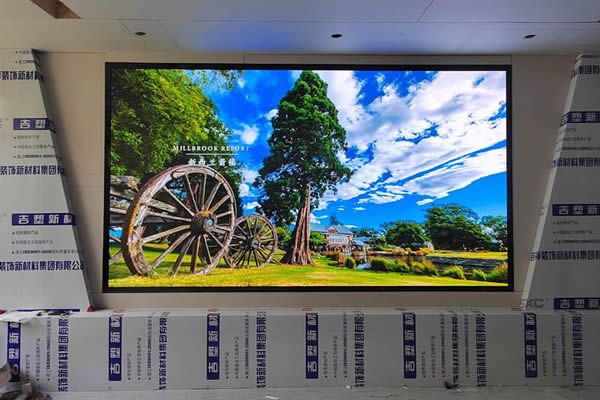 LED顯示屏可以當(dāng)電視機(jī)使用嗎？