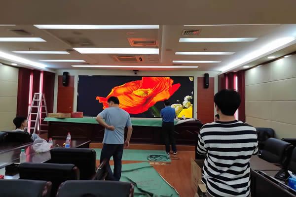 選購(gòu)會(huì)議室大屏，推薦LED顯示屏