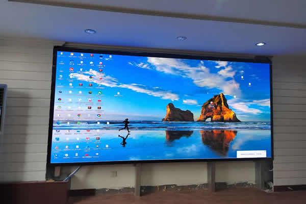 學(xué)校大廳用什么大屏好，要怎么選擇？