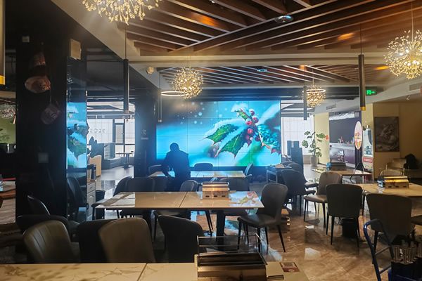 商場商店大屏幕用液晶拼接屏好，還是LED顯示屏？