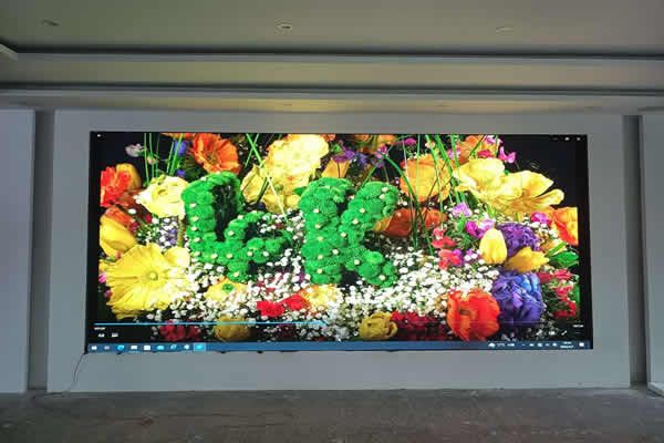 會議室使用P1.25和P1.53COB顯示屏的區(qū)別大嗎？