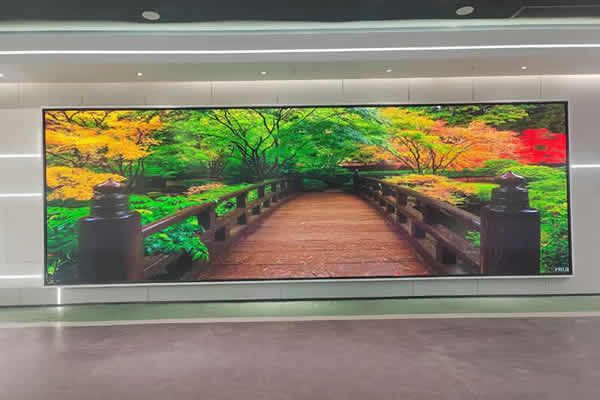 音樂廳led屏幕一般多少寸合適，用P幾的？